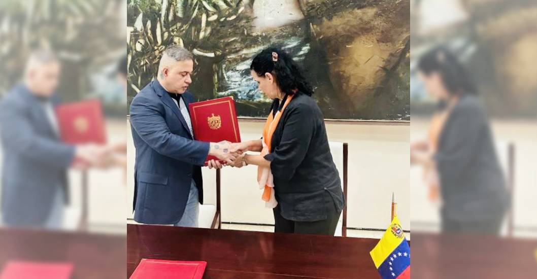 Fiscalías de Venezuela y Cuba firman convenio de colaboración