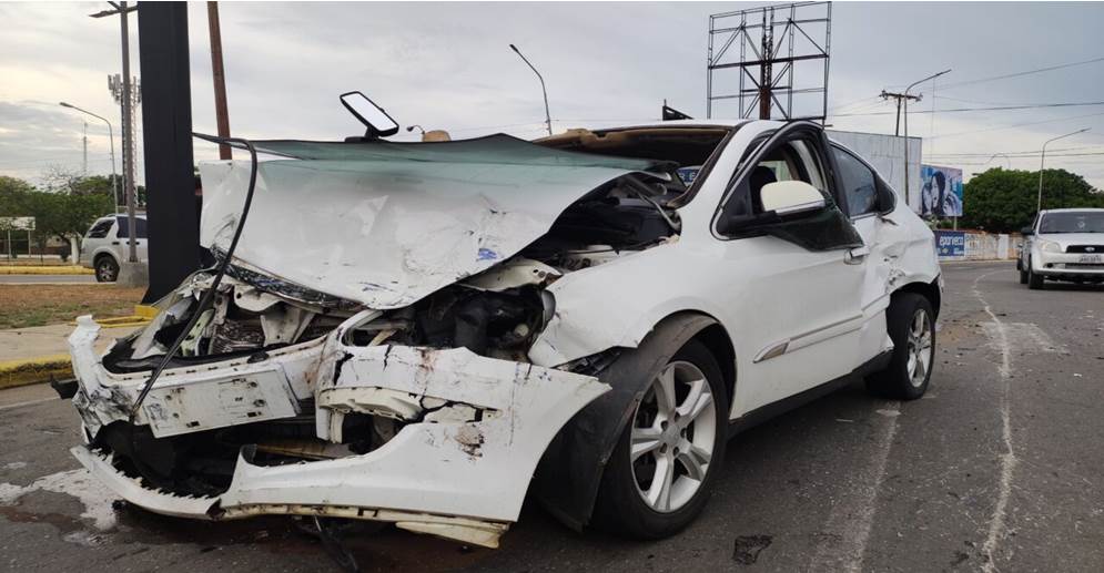 Por Posible Falla En Los Frenos Autob S Choc Contra Un Muro En La