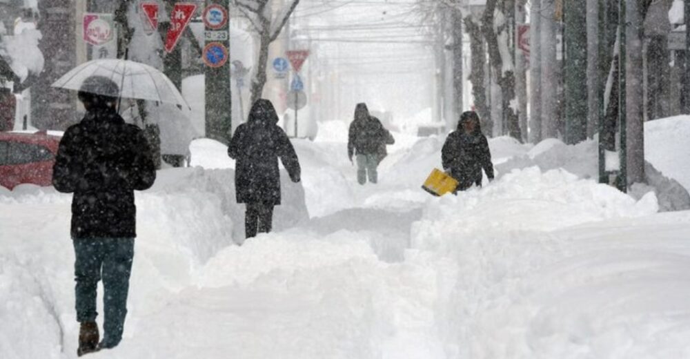 Clima Mortal Doce Muertos Y Heridos Por Las Fuertes Nevadas En