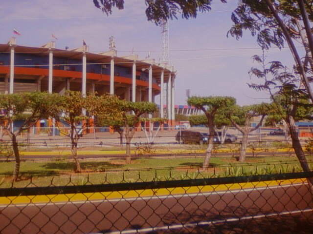 Inspeccionan el estadio Luis Aparicio de cara a la temporada 2021-2022 -  Diario Versión Final