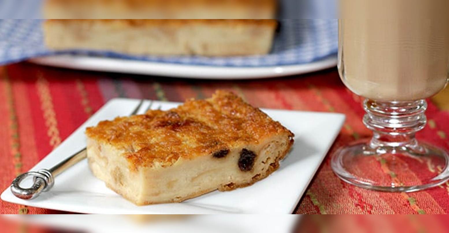 COCINA AL MINUTO! Sencilla y exquisita torta de pan para llenar el corazón  - Noticia al Minuto