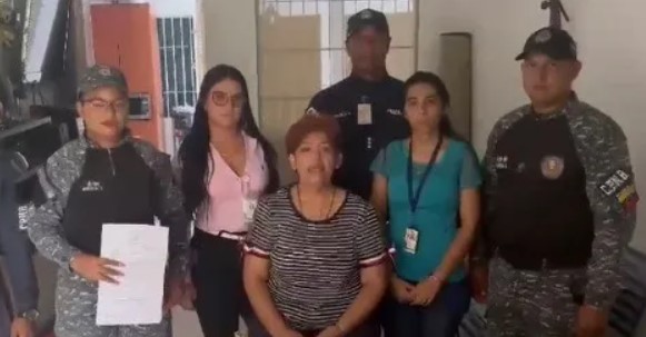 ¡HABÍA SIDO INVADIDA! Ministerio Público le restituyó su casa a abuela en Falcón