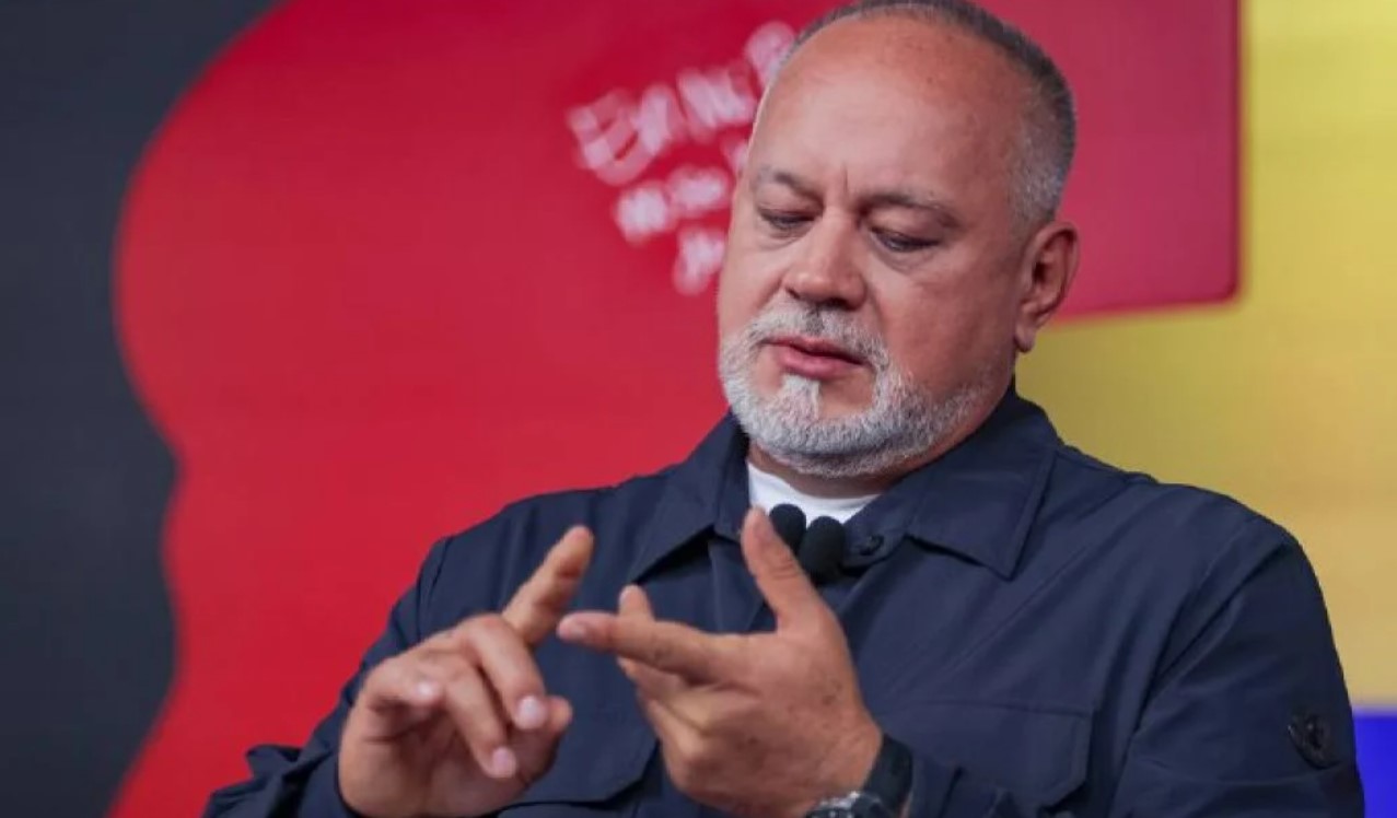 ¡LANZA DURAS CRÍTICAS! Diosdado Cabello sorprendido por actuación inmediata de los funcionarios cuando un influencer hace una denuncia