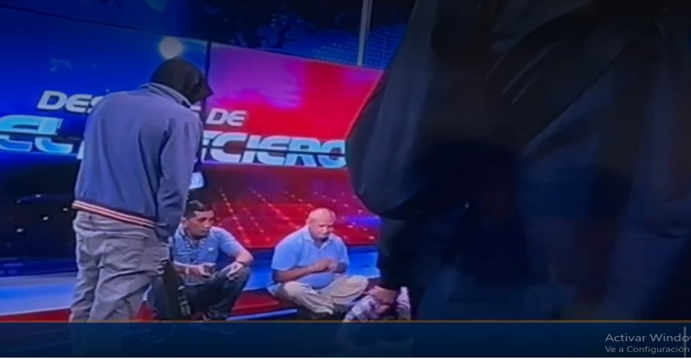 ¡pÁnico En Tc TelevisiÓn De Guayaquil En Ecuador Encapuchados Armados