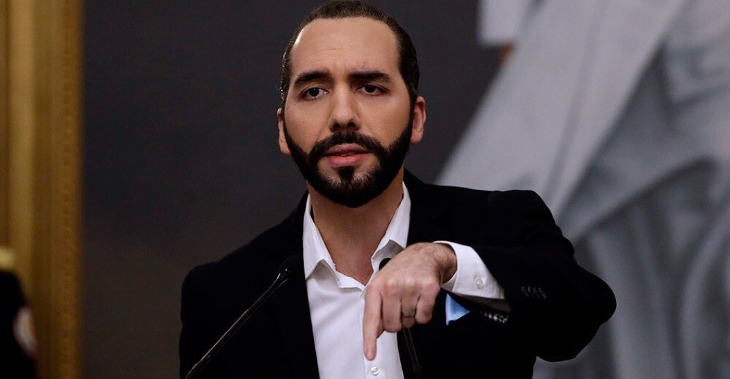 ¡BUKELE DEFIENDE LA REELECCIÓN INDEFINIDA! «El 90 % de los países desarrollados lo permite y nadie se inmuta», afirmó