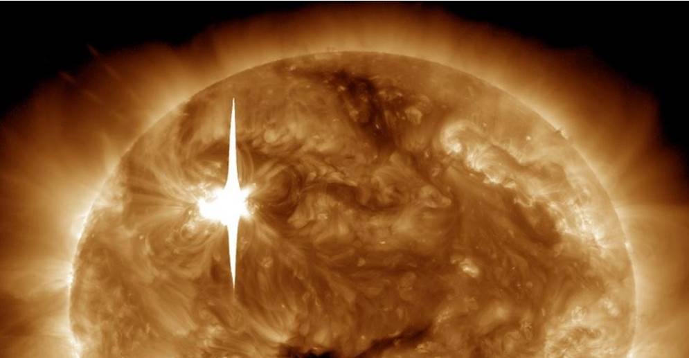 ¡SE PONE MÁS CALIENTE EL CATIRE! NASA: Sol emite la mayor llamarada vista en años || Video