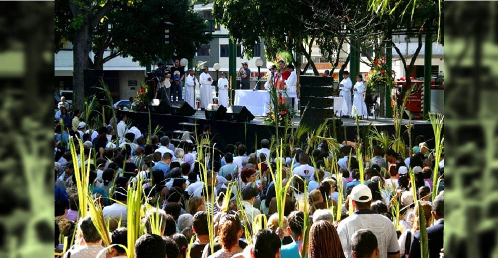 ¡REVISA AQUÍ LA PROGRMACIÓN COMPLETA! Domingo de Ramos en Maracaibo || 7.00 AM Plaza Bolívar || Mensaje de Mons. Azuaje