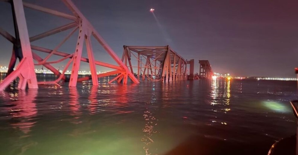 ¡MOMENTOS CRUCIALES! Revelan los últimos segundos del buque carguero en el puente de Baltimore antes del impacto