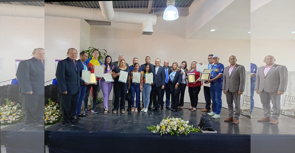 ¡ÉXITO EN EL DEPORTE! Gobernación de estado Zulia galardona con el Premio al Mérito Deportivo Luis «Lucho» Moreno