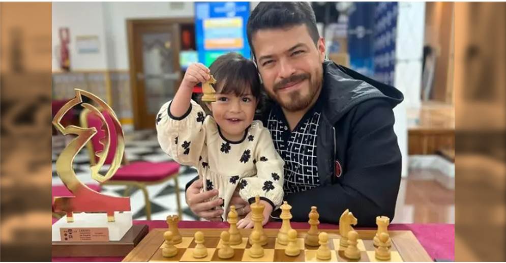 ¡ENTRE LOS 100 MÁS CREATIVOS Y BRILLANTES DE ESPAÑA! Así califican a ajedrecista venezolano-español Eduardo Iturrizaga || Forbes