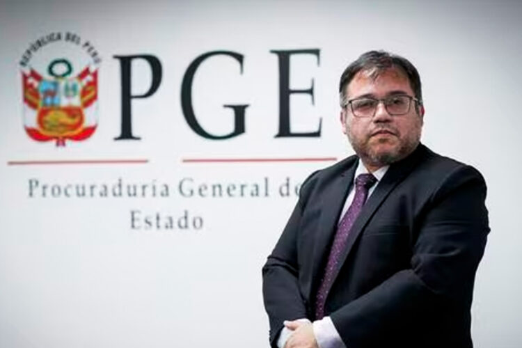¡POR INCUMPLIR REQUISITOS! Perú destituyó al procurador general del Estado
