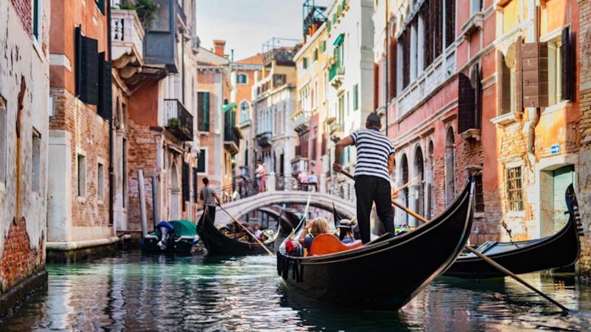 ¡PROYECTO PILOTO! Venecia empezó a cobrar entrada a los turistas