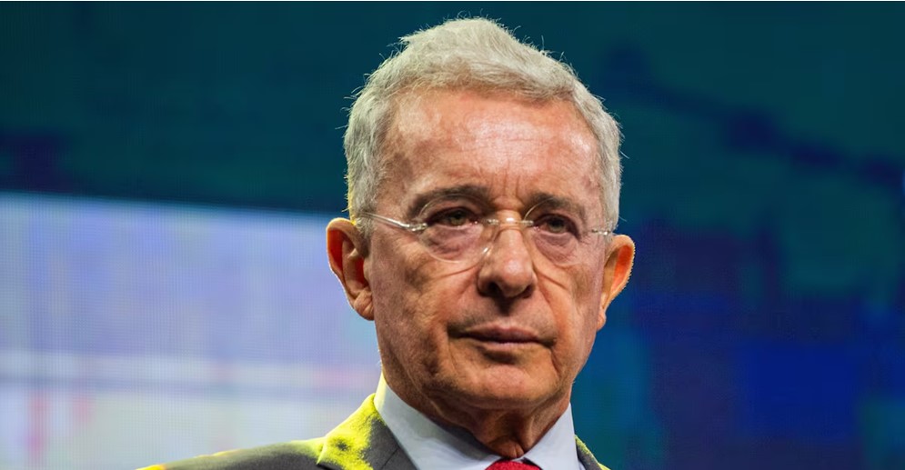 #OPINIÓN || «Uribe, el poder y el abismo» || Juan Diego Quesada