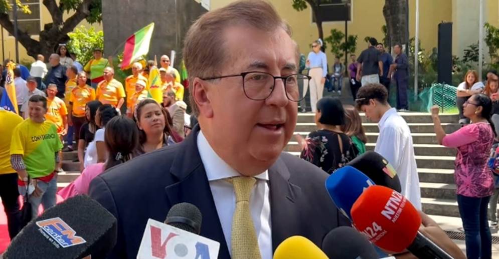 ¡»REGRESARÉ POR MAIQUETÍA, ES MÁS SEGURO»! Afirma César Pérez Vivas sobre su próximo arribo a Venezuela