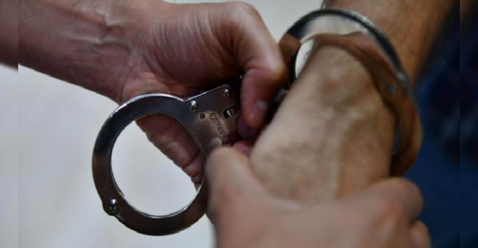 ¡PRUEBAS CONTUNDENTES! Condenado obrero a 26 años por abusar de su hija ...