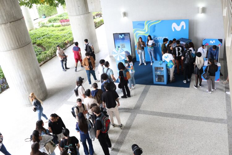 Experiencia interactiva con Movistar en la Universidad Católica Andrés Bello