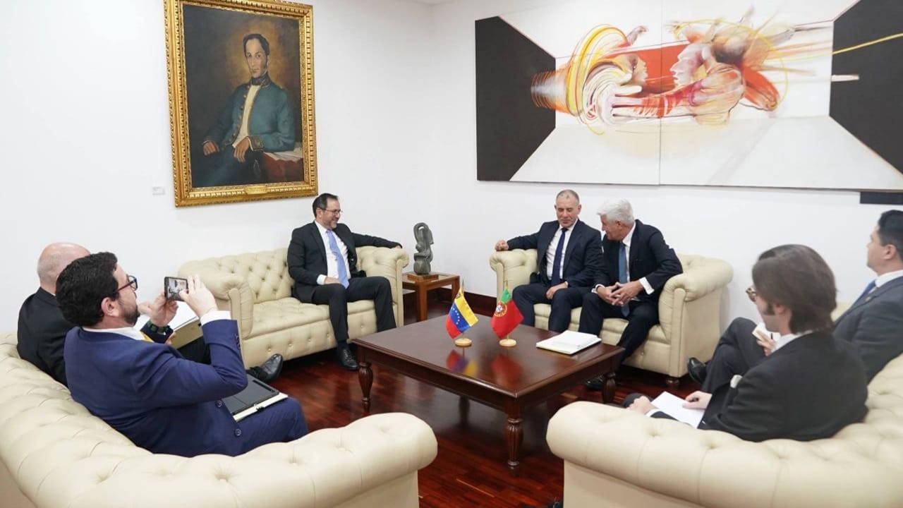¡LAZOS DE HERMANDAD! Canciller Yván Gil sostuvo reunión con el ...