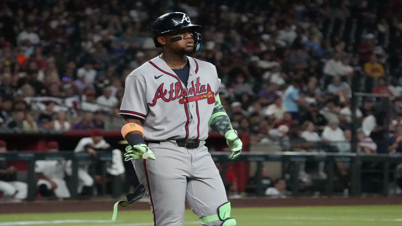 ¡AÚN NO DESPEGA CON EL MADERO! Ronald Acuña Jr. no está en un buen ...