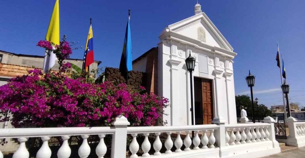 ¡A TRES MESES DE SU FALLECIMIENTO! Panteón del Zulia rinde homenaje póstumo al líder y educador wayuu Jorge Enrique Pocaterra González