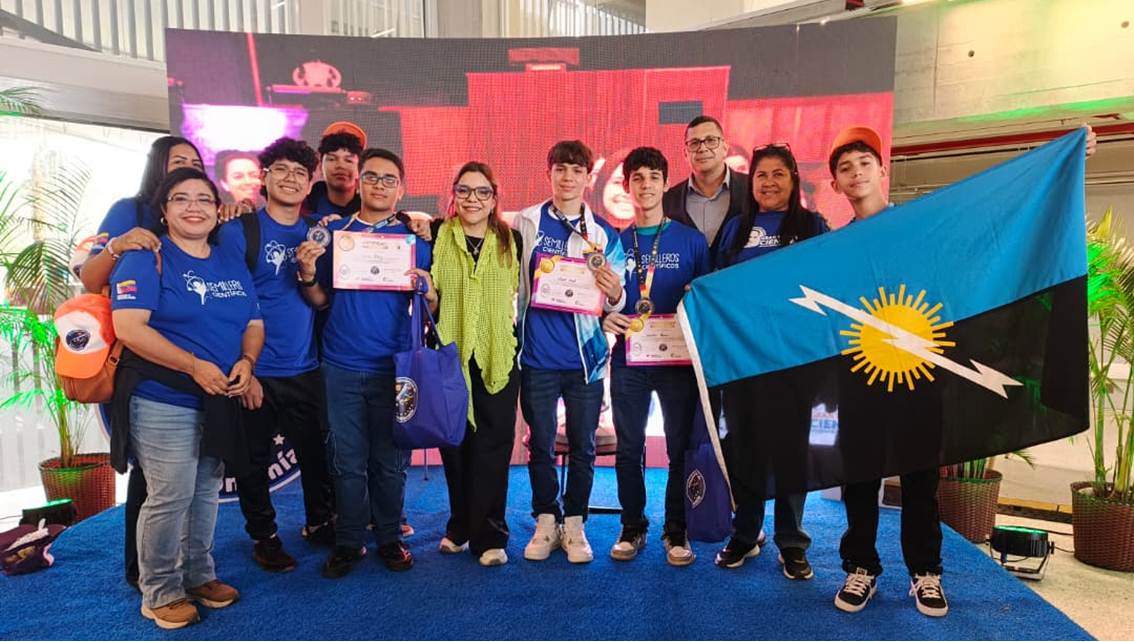 ¡SIGUE BROTANDO TALENTO DEL ZULIA! Delegación occidental obtiene dos medallas de oro en Olimpíadas Venezolanas de Astronomía