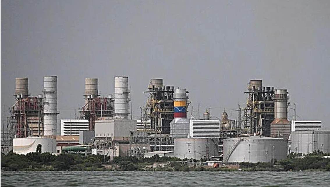 ¡PROPONDRÁN AUTOGENERACIÓN ELÉCTRICA! A compañías petroleras para desarrollar sus proyectos de exploración, perforación y refinación || Bloomberg