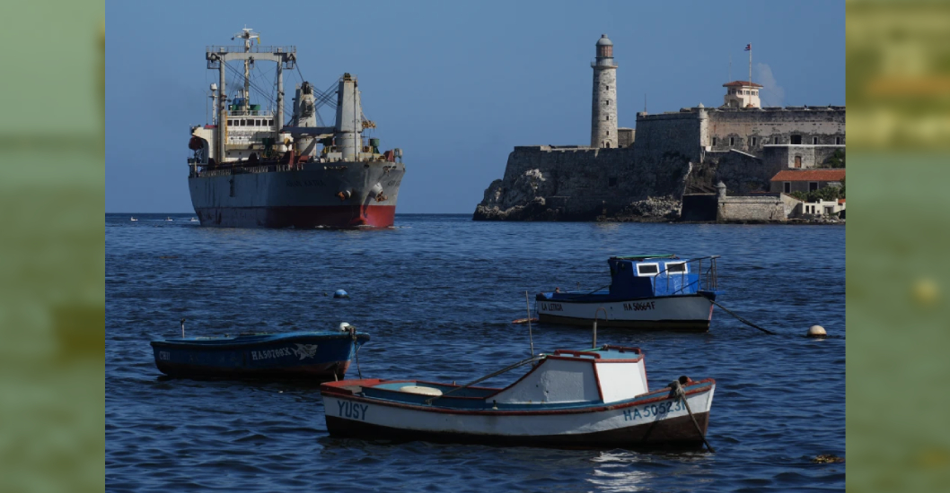 ¡CON 100 TONELADAS DE VARIOS PRODUCTOS! Llega a Cuba barco con ayuda humanitaria desde Colombia