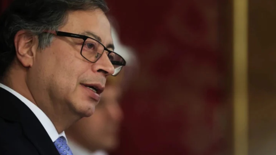 ¡SIN PROCLAMAR A NINGUNO PRESIDENTE! Petro pide ir a escrutinios: «Hay muchas irregularidades»