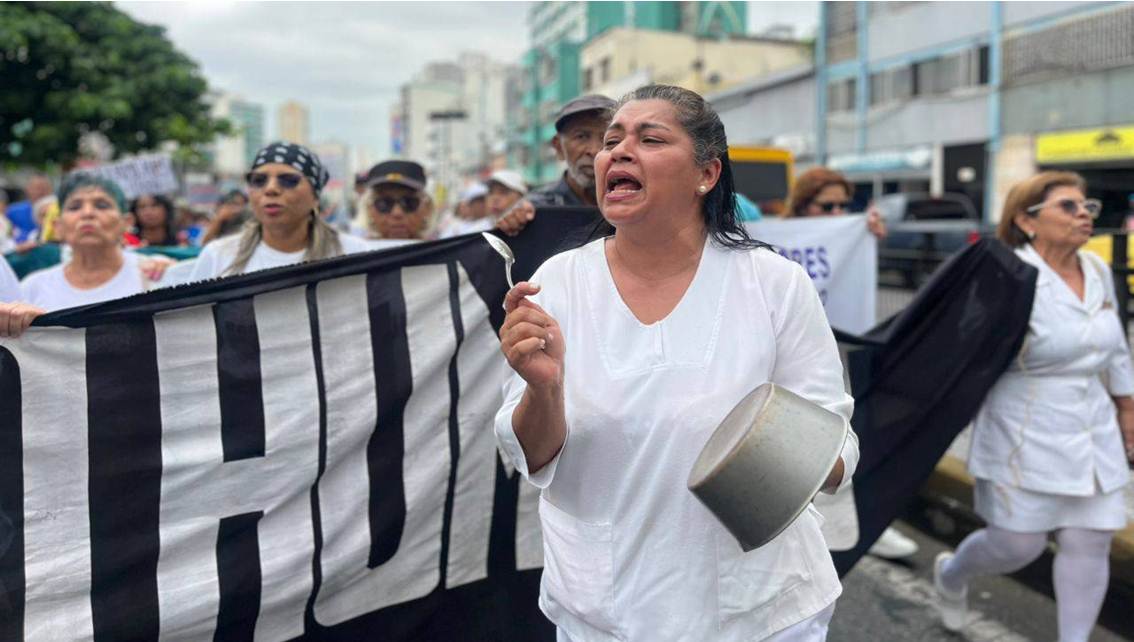 ¡SIGUEN LAS PROTESTAS POR SALARIO! Trabajadores de la Salud tomaron el martes la calle para exigir ingresos reales y justos