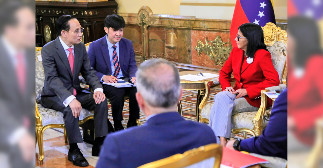 ¡NUEVA FASE DE DESARROLLO! Presidenta (E) Delcy Rodríguez recibió en el Palacio de Miraflores al canciller de la República Socialista de Vietnam