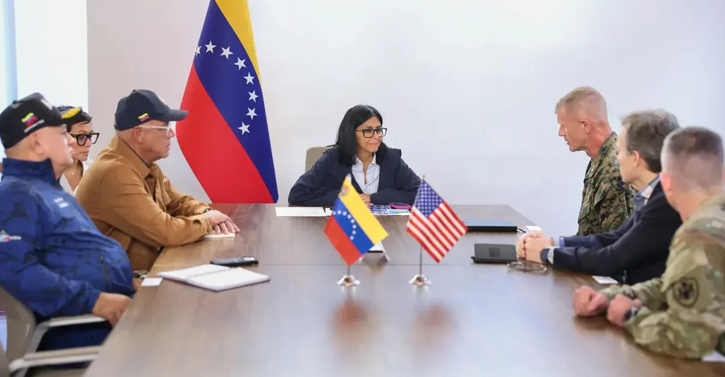 ¡COORDINACIÓN DE LABORES! Presidenta Encargada evaluó operaciones de rescate con expertos en desastres de EEUU