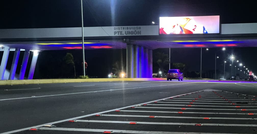 ¡PARA EL MEJOR Y MÁS CÓMODO DESPLAZAMIENTO DE LOS ZULIANOS! Gobernación del Zulia continúa con los trabajos de asfaltado y señalización distintos municipios del estado