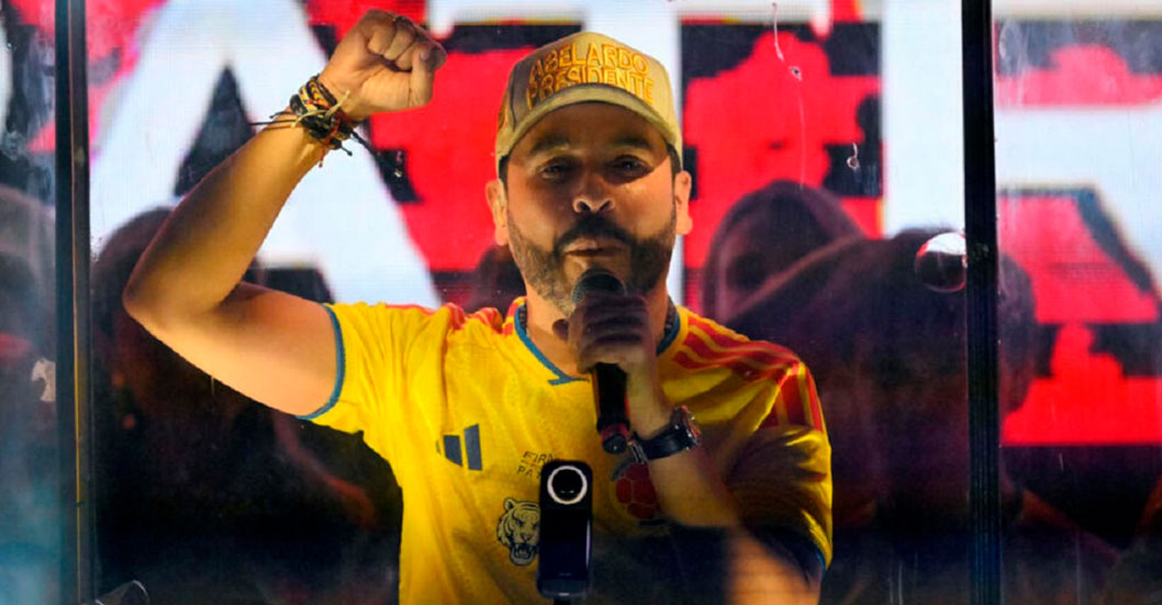 ¡EMBROLLO JUDICIAL! Jueza colombiana faculta a Abelardo de la Espriella para usar la camiseta de la Selección de Fútbol en campaña