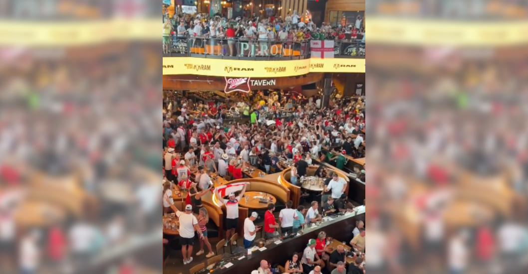 ¡CONSUMO RÉCORD! Hinchas devoran más de 45 mil cervezas en un bar de Arlington por el Inglaterra-Croacia