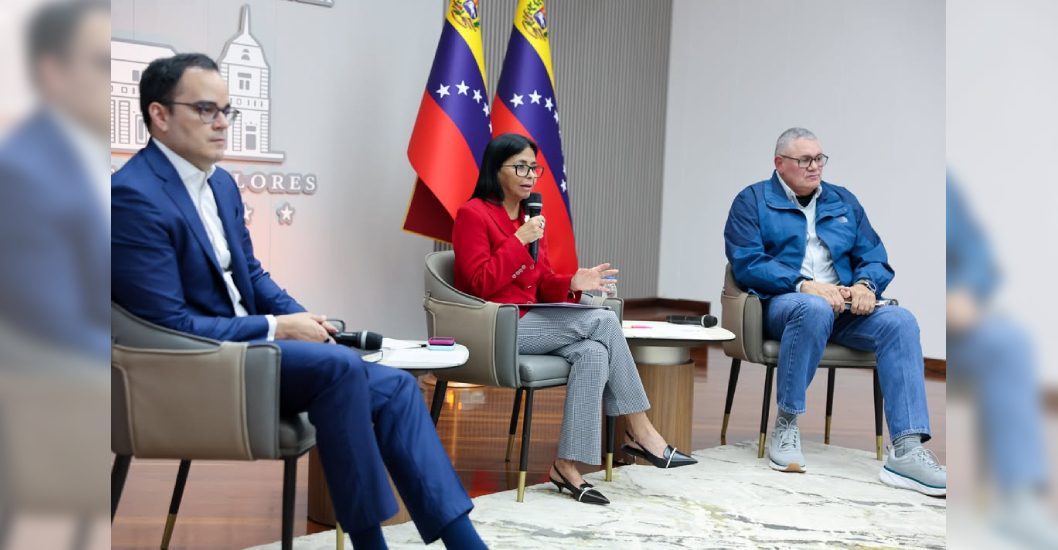 ¡DINAMISMO DE LA ECONOMÍA! Delcy Rodríguez: Registro de nuevos comercios en el país incrementó 147%