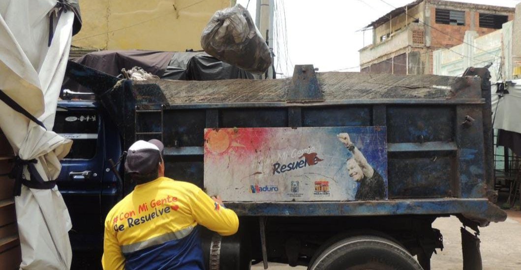 ¡MEJORA MOVILIDAD DE LA ZONA! Alcaldía de Maracaibo retiró más de 80 TON de desechos en el templo de San Felipe Neri