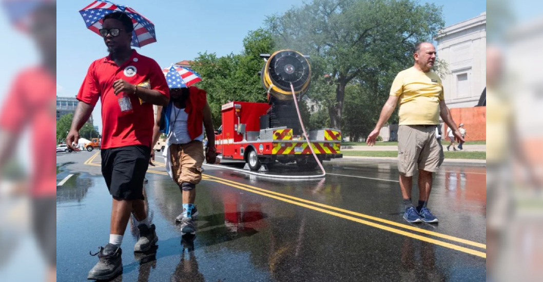 ¡EL CLIMA ABRUMA LA FIESTA NACIONAL! EEUU celebra sus 250 años en medio de calor extremo
