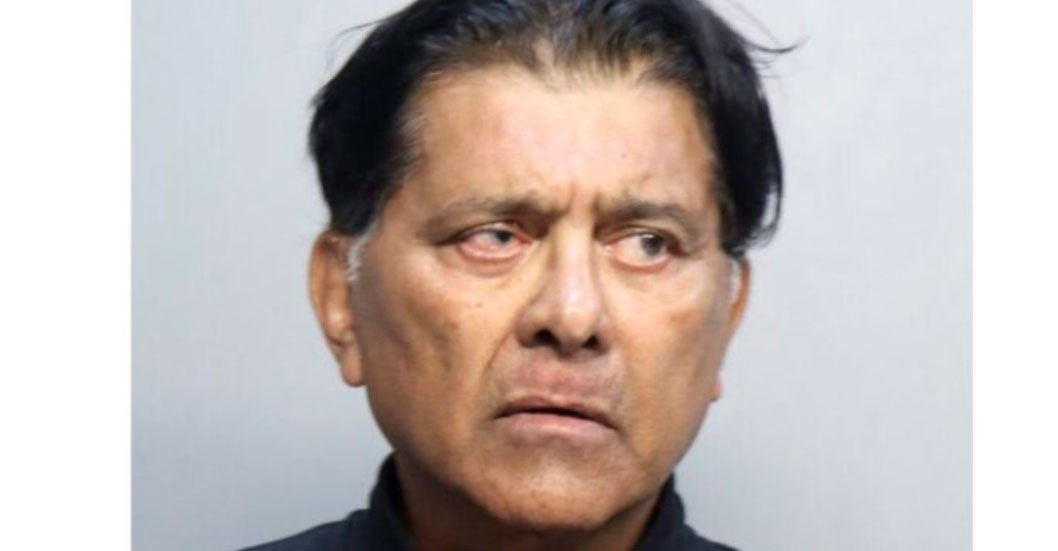 ¡BAJO CARGOS DE EXHIBICIONISMO PÚBLICO! Franklin Virgüez permanece detenido en el centro Turner Guilford Knight tras incidente en Doral