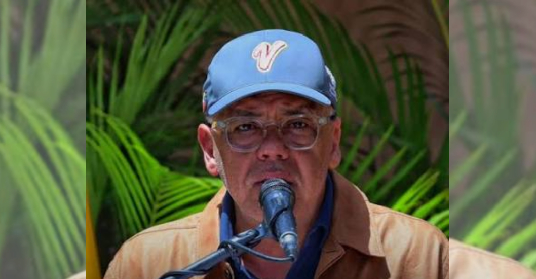 ¡ANUNCIA PLAN DE VIVIENDAS DIGNAS! Presidente de la AN sobrevuela Los Caracas para inspeccionar campamento transitorio