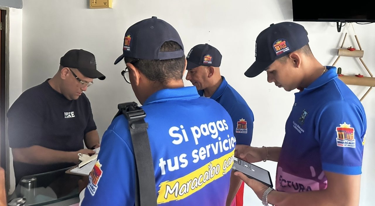 ‎ ¡CONTRA EL IMPAGO! Más de 300 negocios visitados por el Plan ‘Si pagas tus servicios, Maracaibo gana’
