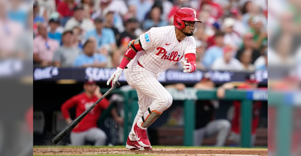 ¡VA POR EL CUARTO TÍTULO DE BATEO! Luis Arráez alcanzó los 182 hits de la temporada para mantener su ritmo arrollador