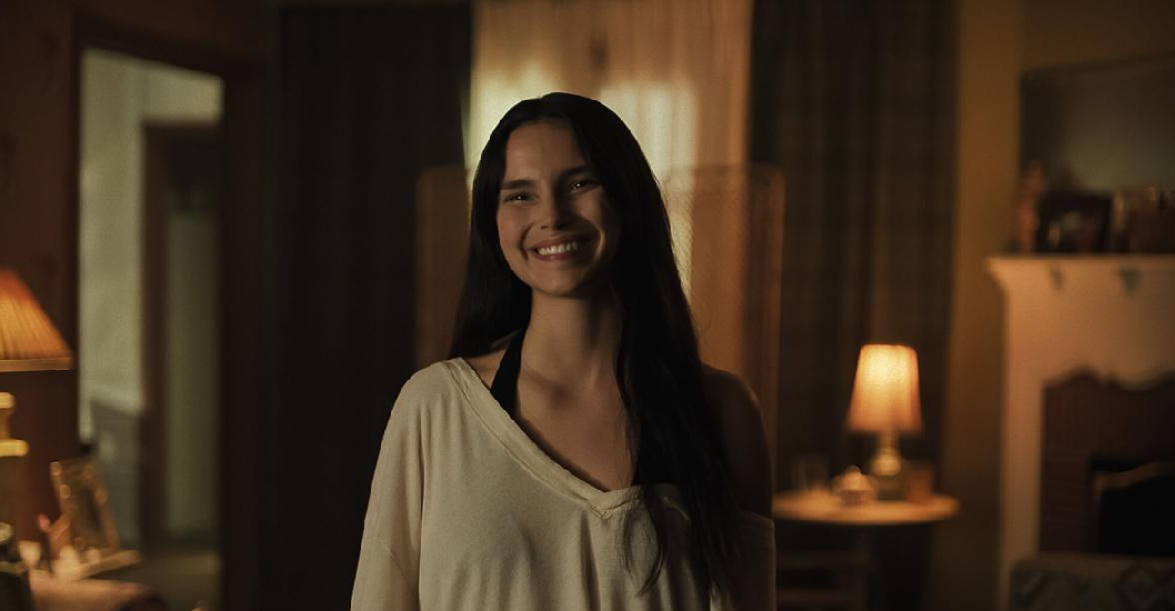 ¡CON MÁS DE $500 MILLONES! “Obsession” se convierte en la película original más taquillera de la última década