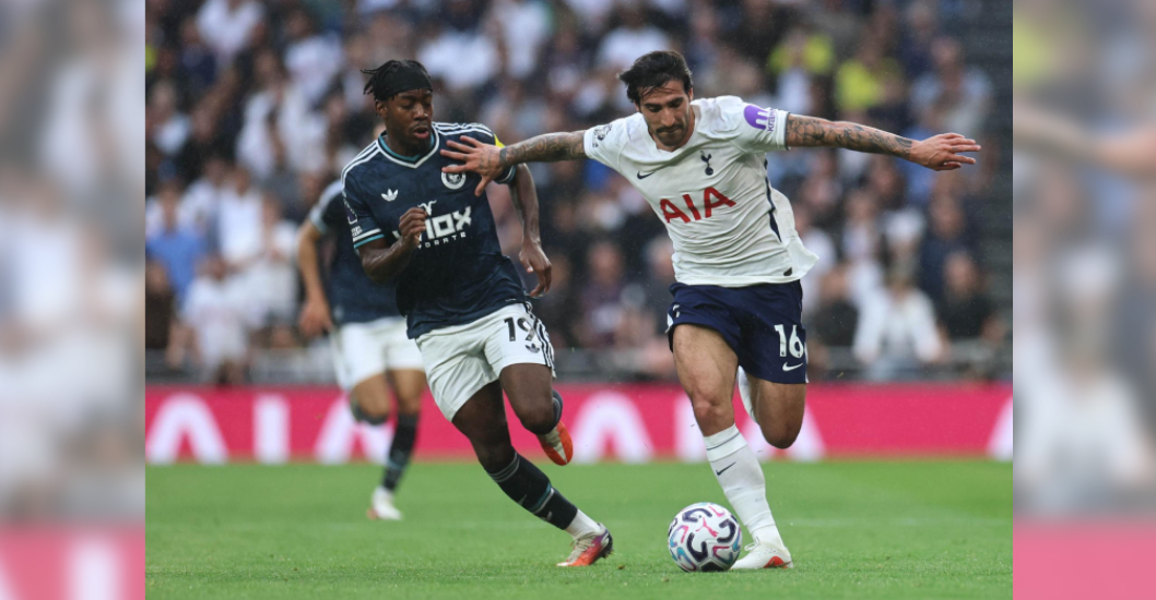 ¿REALMENTE VALIÓ LA PENA? 400 millones y cero puntos: Tottenham pierde en la Liga Premier mientras Liverpool rescata empate