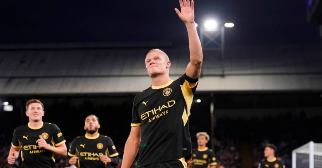 ¡APLANADORA CELESTE! El Manchester City golea 4-1 al Crystal Palace con dobletes de Haaland y Cherki