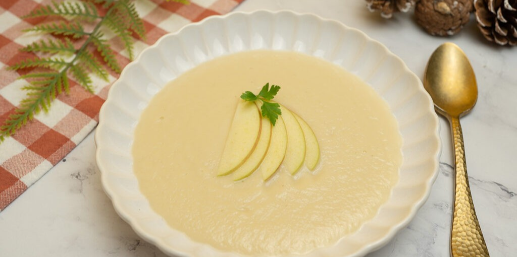 ¡COCINA AL MINUTO! Crema de apionabo y manzana. Receta tradicional francesa