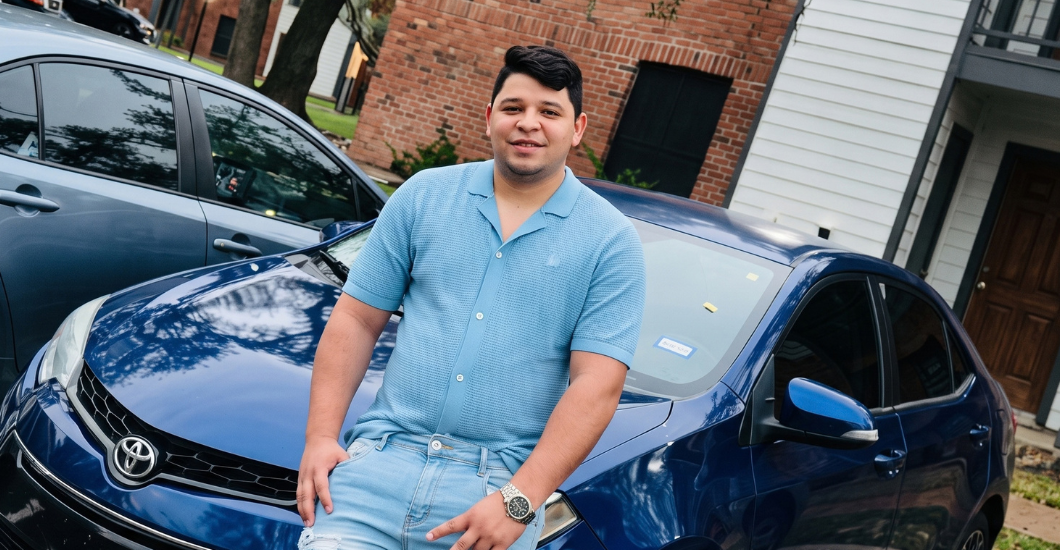 ¡LO ACUSAN DE AGREDIR A UN OFICIAL! El venezolano baleado por el ICE en Austin enfrenta cargos del Departamento de Justicia