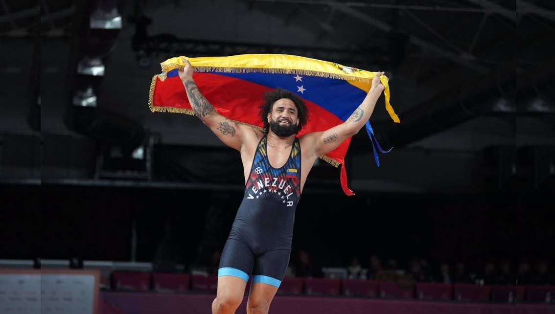 ¡MÁS DE UNA TREINTENA DE DORADAS! Venezuela sigue brillando en los Juegos Suramericanos de Santa Fe, Argentina
