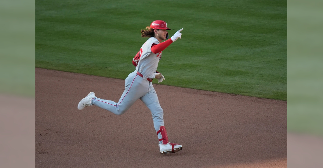 ¡SE JUGARÁ EL BONITO! Jonrón de Bohm en la 10ma impulsa victoria de Filis, 4-3 sobre Bravos