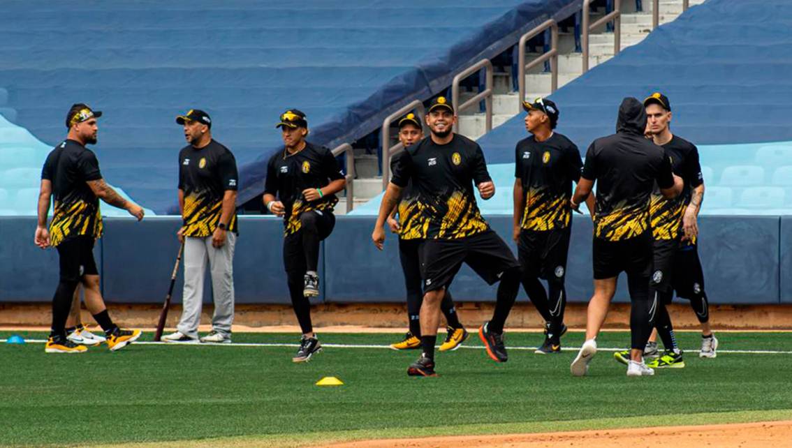 ¡SERÁ EL CARACAS EL QUE ABRIRÁ PISTA! Pese a que Magallanes y Lara anunciaron primero comienzo de pretemporada