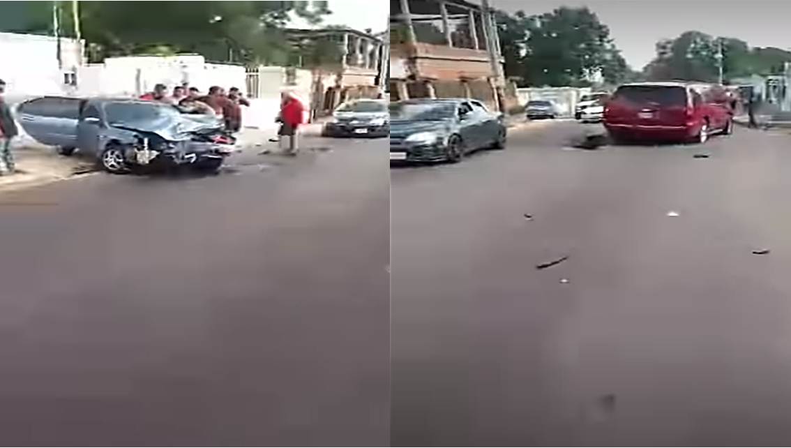 ¡SE DAN DURÍSIMO CERCA DE LA IGLESIA SAN IGNACIO! Fuerte colisión entre un auto y una camioneta || Video