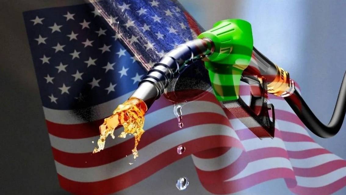 ¡DE LOS MÁS ALTOS EN LA HISTORIA DE EE.UU! Aumento en el precio de la gasolina establece récord para el fin de semana del Día del Trabajo